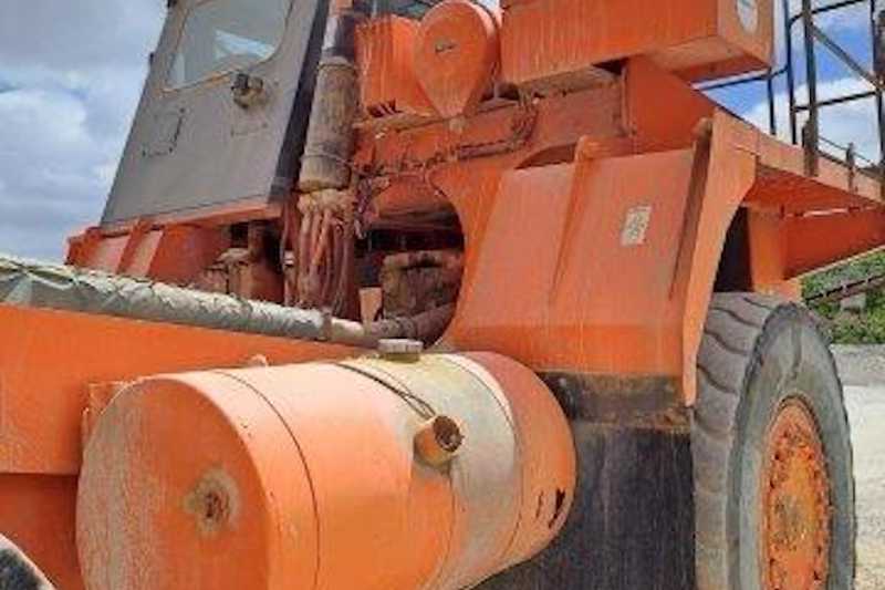 OmecoHub - Immagine HITACHI EH750-2